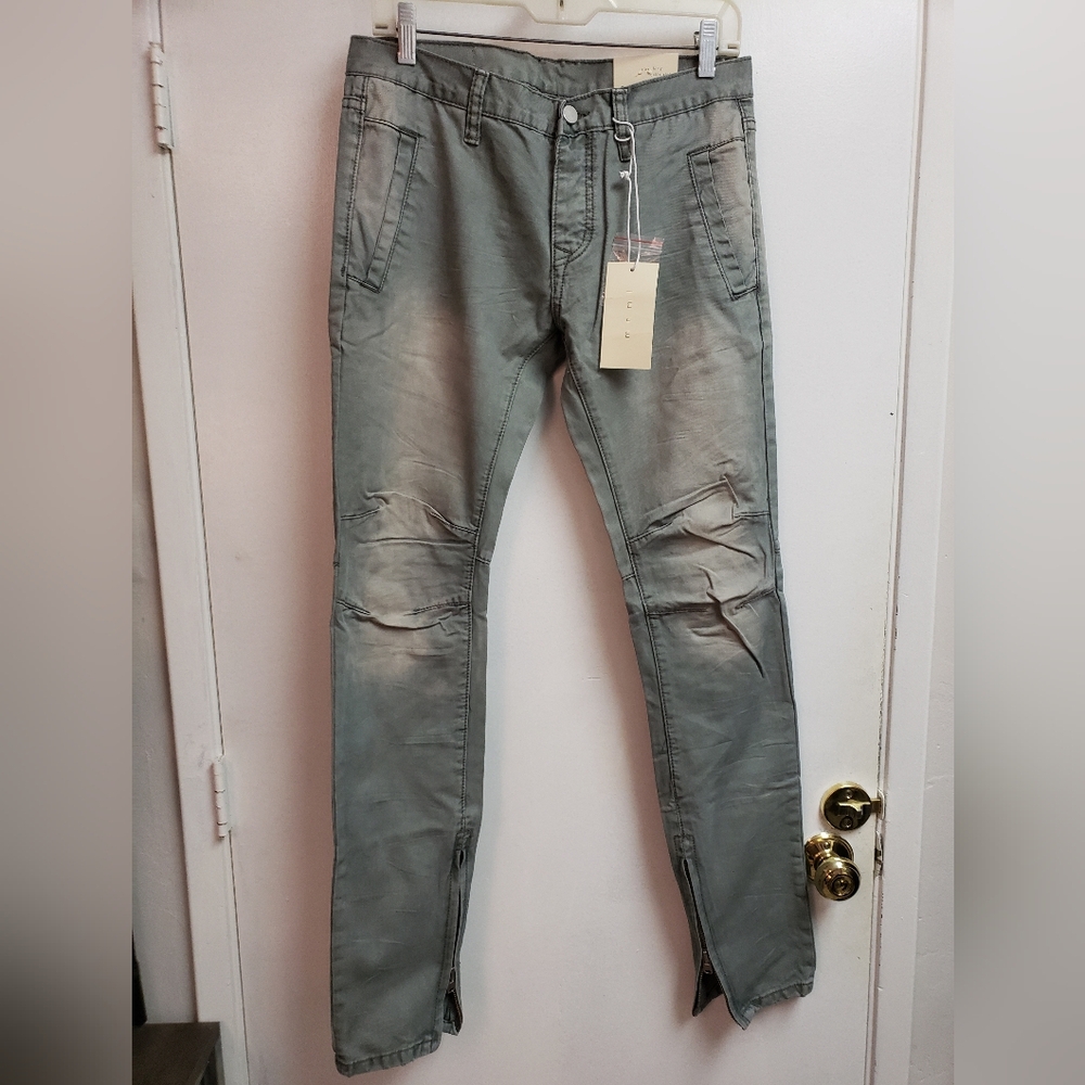 NWT - MNML 33 x 33 skinny jeans